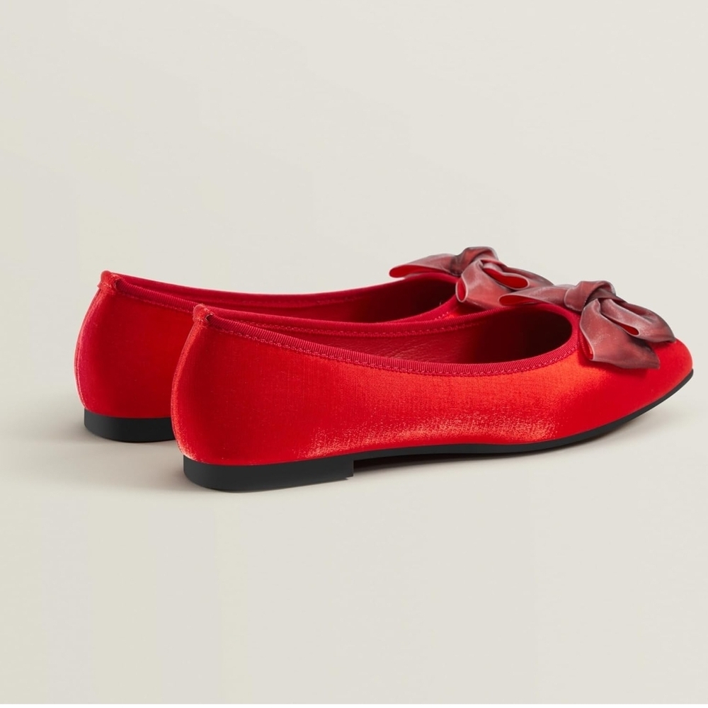 Chic Red Bow Loafers